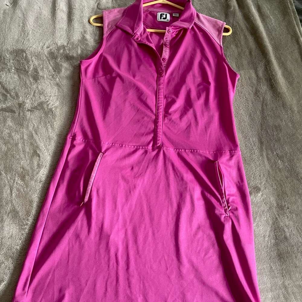 Footjoy golf dress. Size S but fits more like a M/L. Bought last season